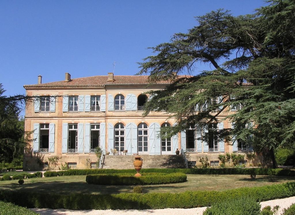 Chateau De Clermont-Saves L'Isle Jourdain Bagian luar foto