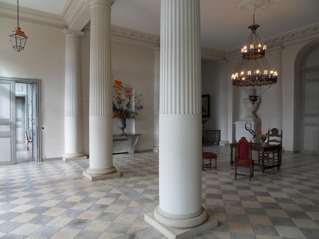 Chateau De Clermont-Saves L'Isle Jourdain Bagian luar foto